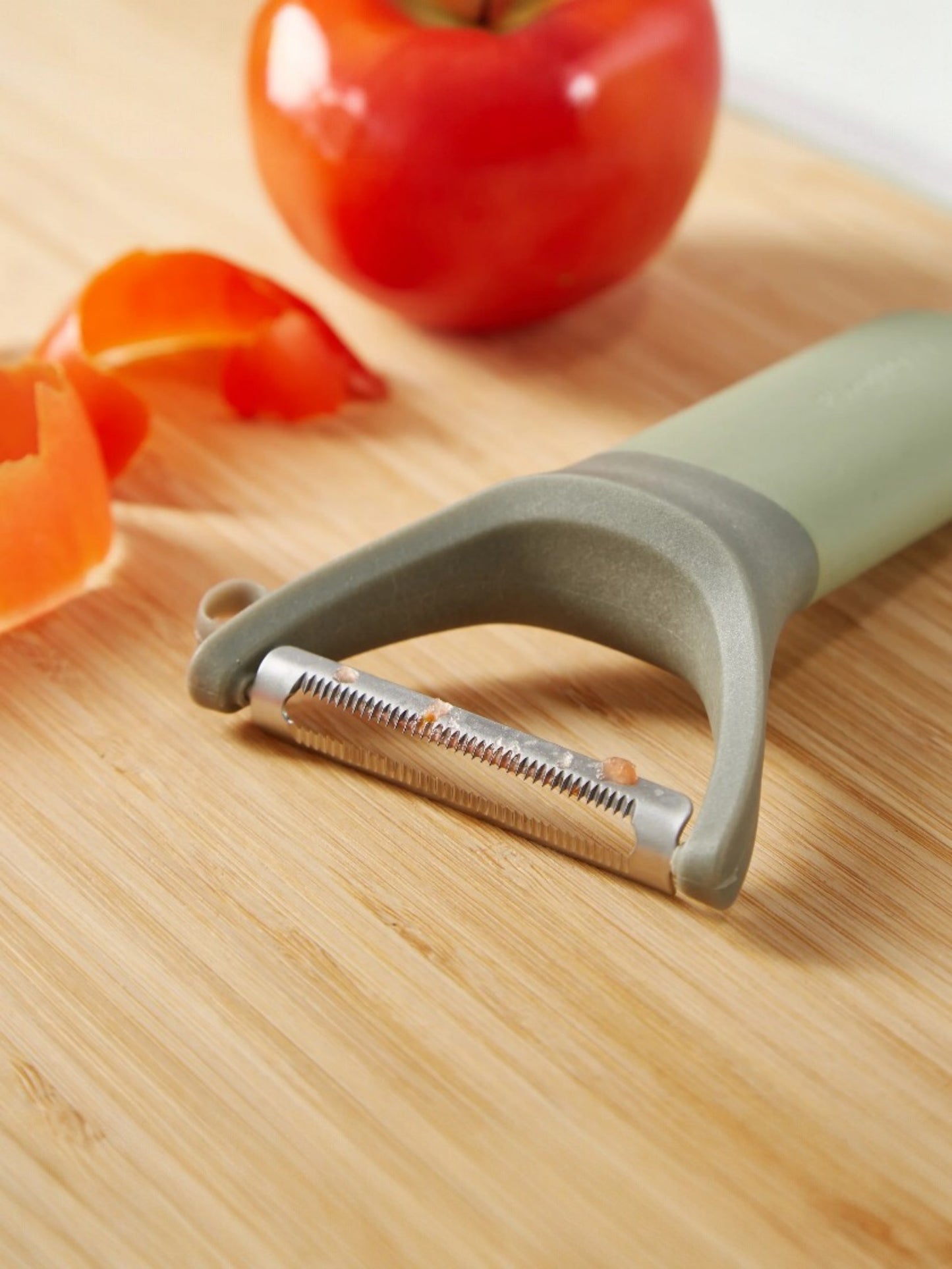 LEO Serrated Y-peeler
