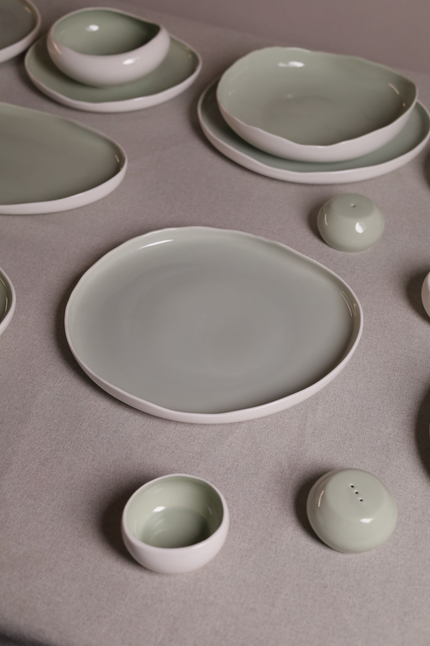 Mushroom Dinner Set – Sage Green