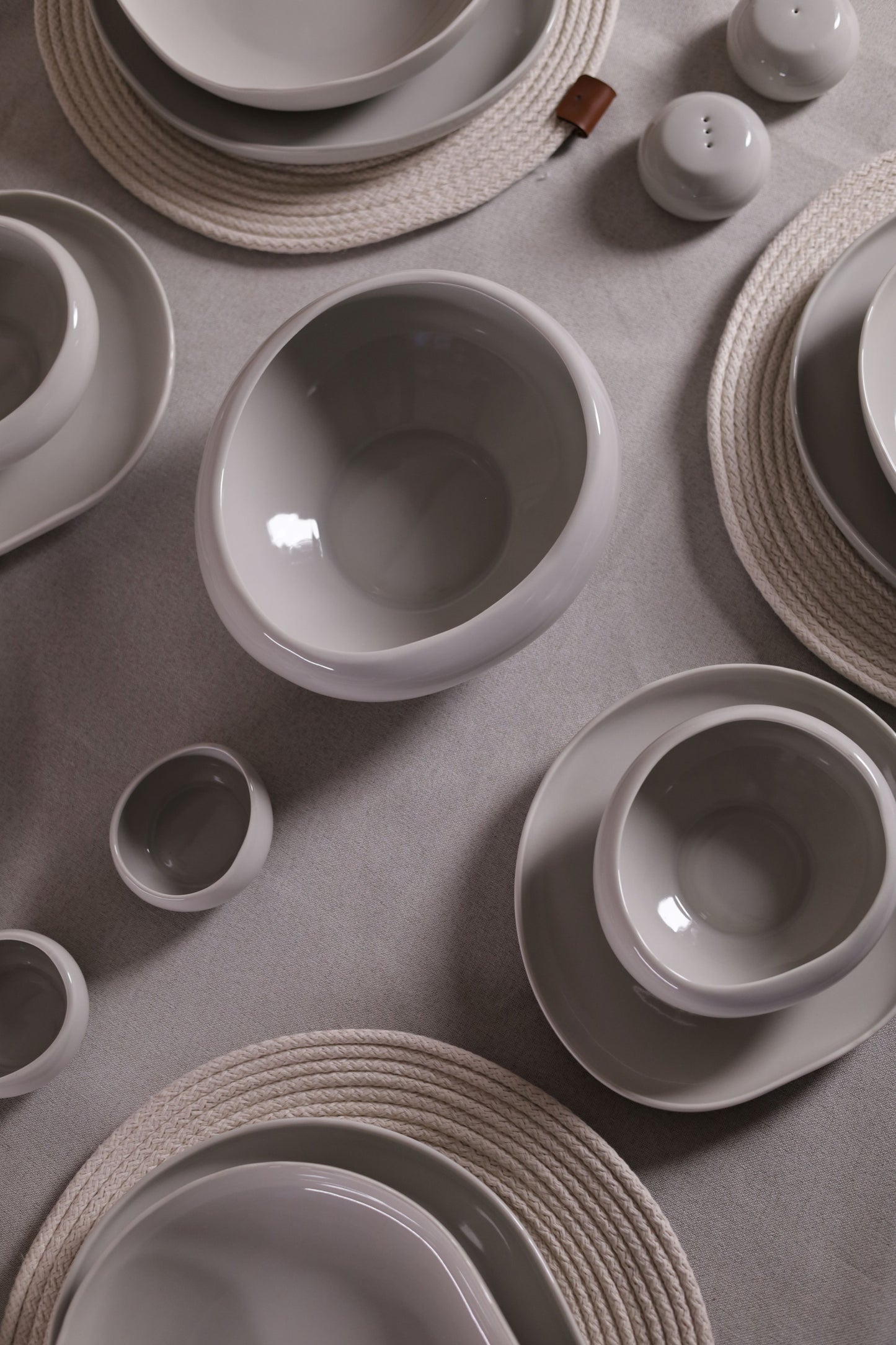 Mushroom Dinner Set – Soft Grey