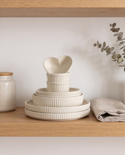 Ivory Porcelain Dinner Set – 30 Pieces