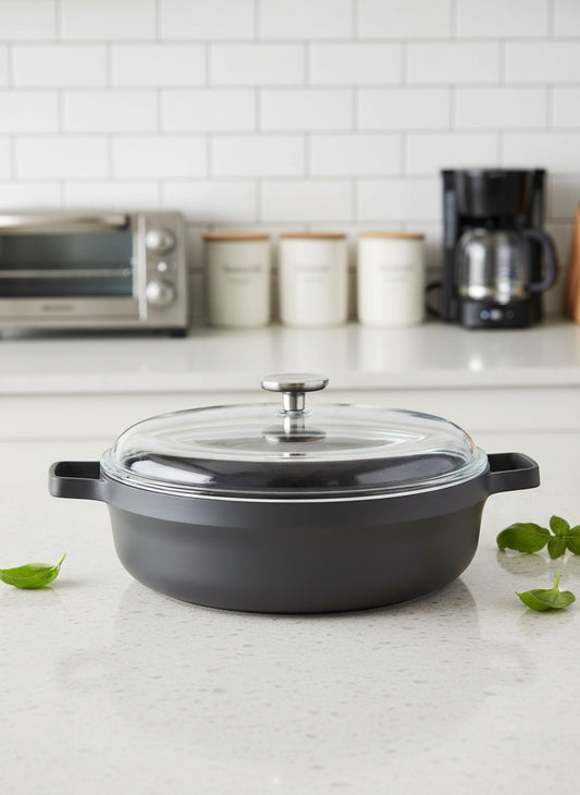 Covered 2-handle sauté pan 28cm