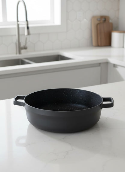 Covered 2-handle sauté pan 28cm