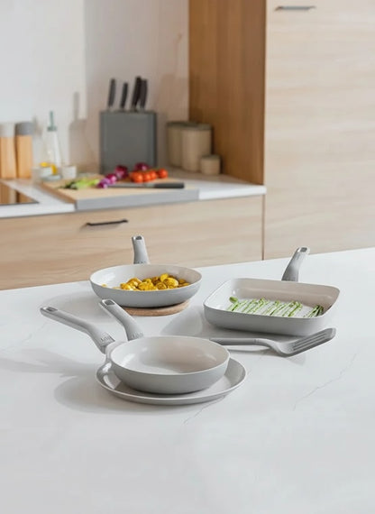 LEO 4-pc non-stick frying pan set with turner